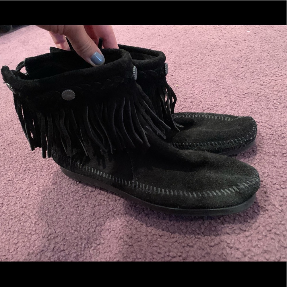 Fringe moccasin ankle boots